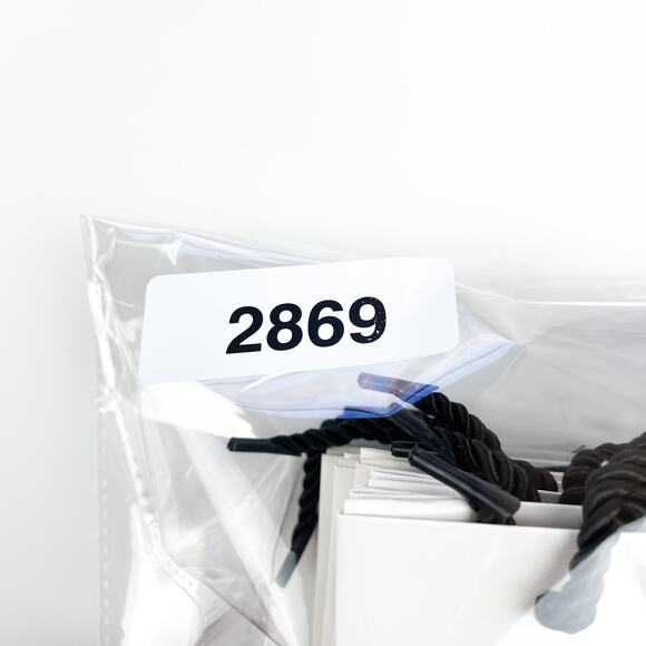 Lot of 6 Small Balenci Mini Party Favor Gift Bags White - Picture 6 of 6